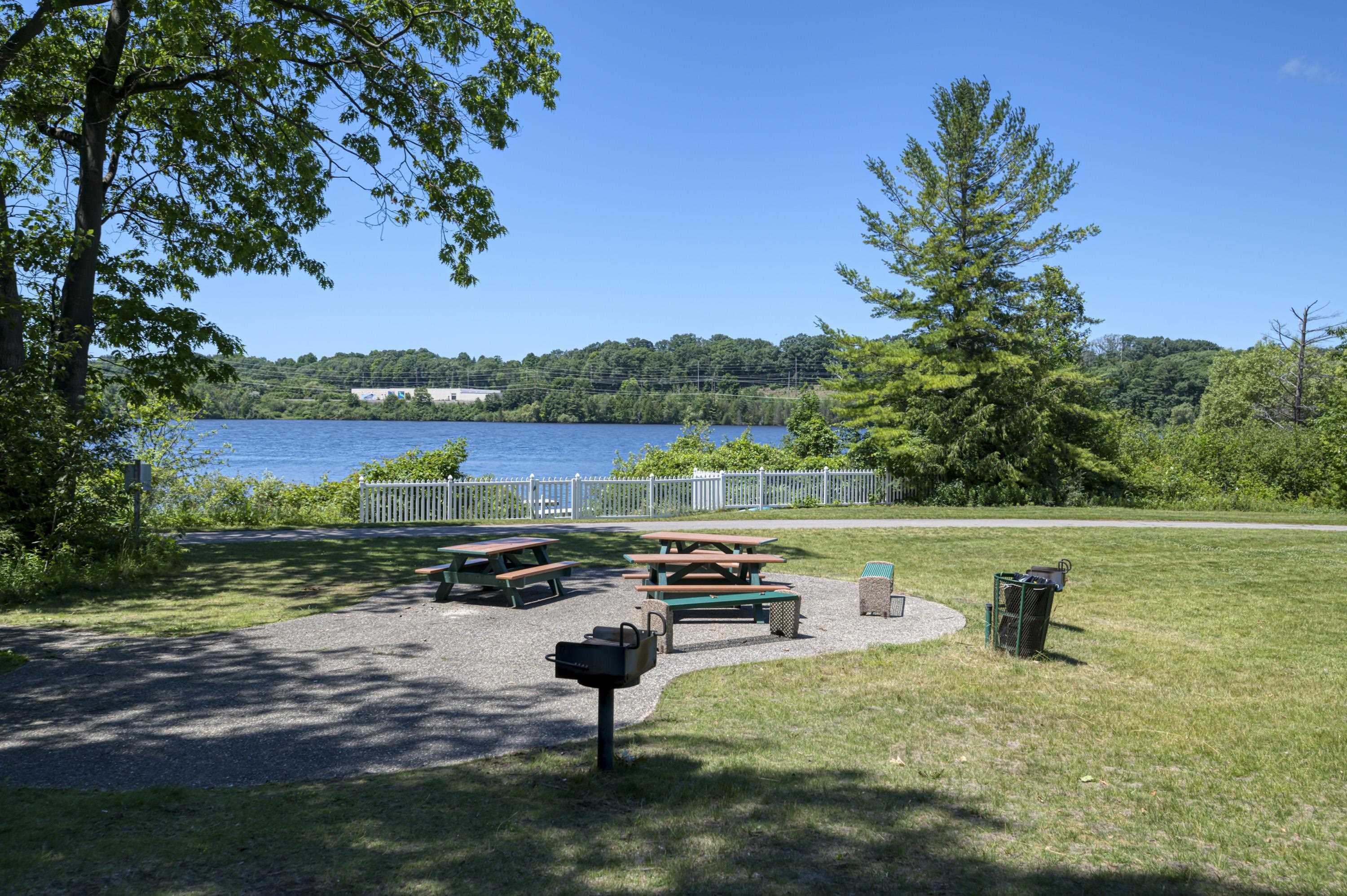 Property Photo:  1554 Simsbury Street 2  MI 49686 
