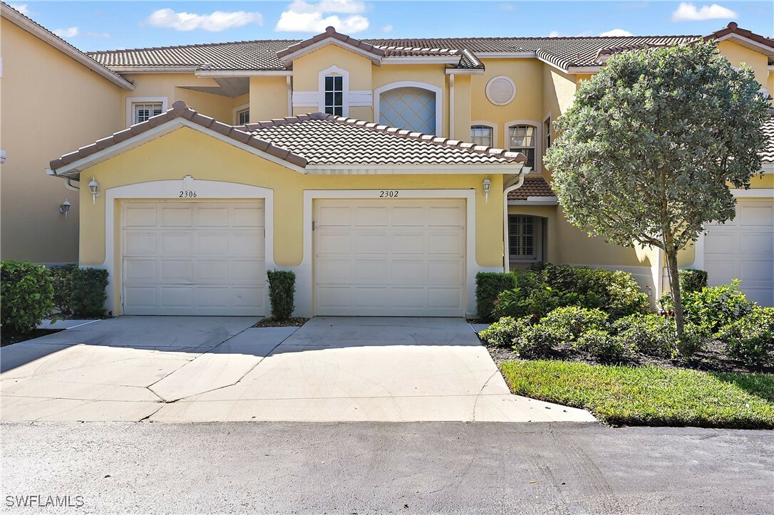 Property Photo:  1214 Sweetwater Lane 2302  FL 34110 