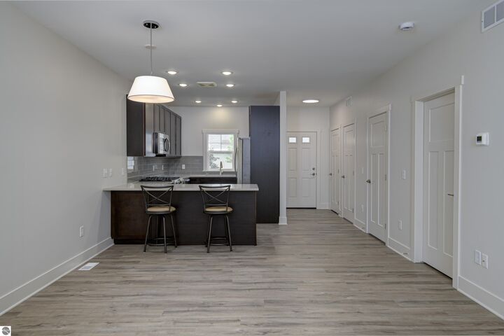 Property Photo:  1554 Simsbury Street 2  MI 49686 