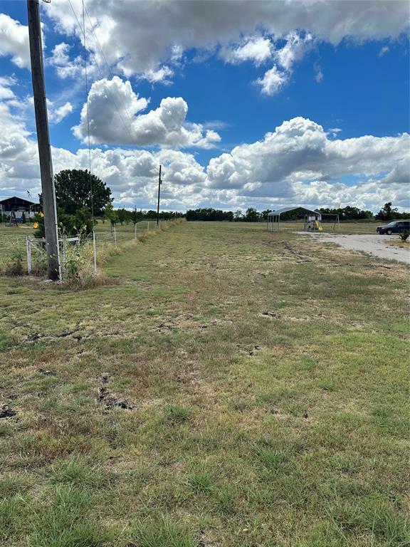 Property Photo:  2216 County Road 655  TX 75442 