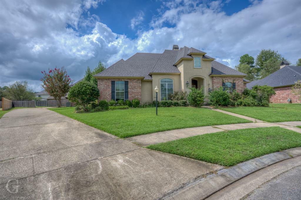 Property Photo:  1008 Bonnabel Court  LA 71106 