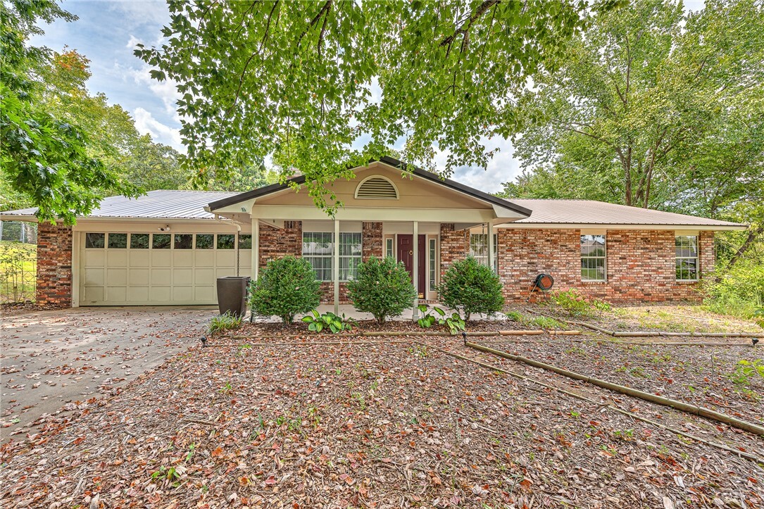 Property Photo:  4261 N Taliesin Lane  AR 72703 