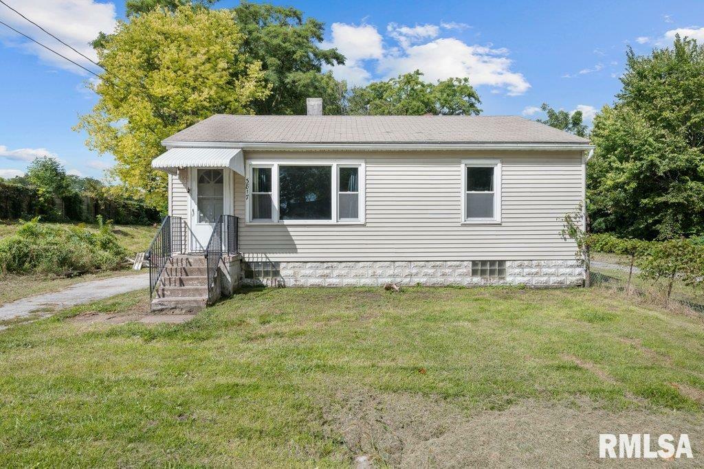 Property Photo:  3817 12th Street  IL 61265 