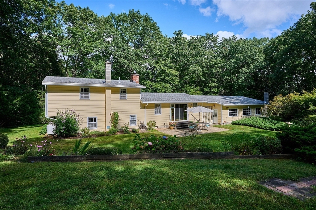 Property Photo:  286 Coles Meadow Road  MA 01060 