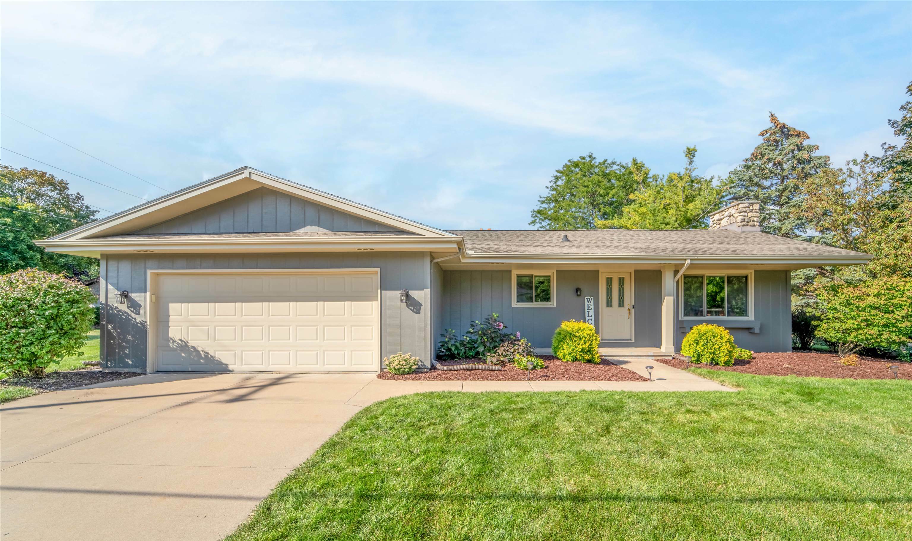 Property Photo:  3420 Crestview Drive  WI 54915 