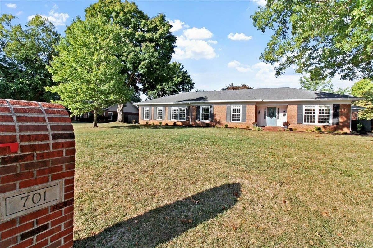 Property Photo:  701 Ironwood Drive  KY 42103 