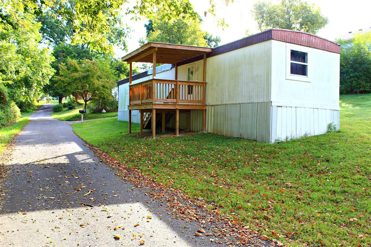 Property Photo:  511 W Main Street  KY 42164 