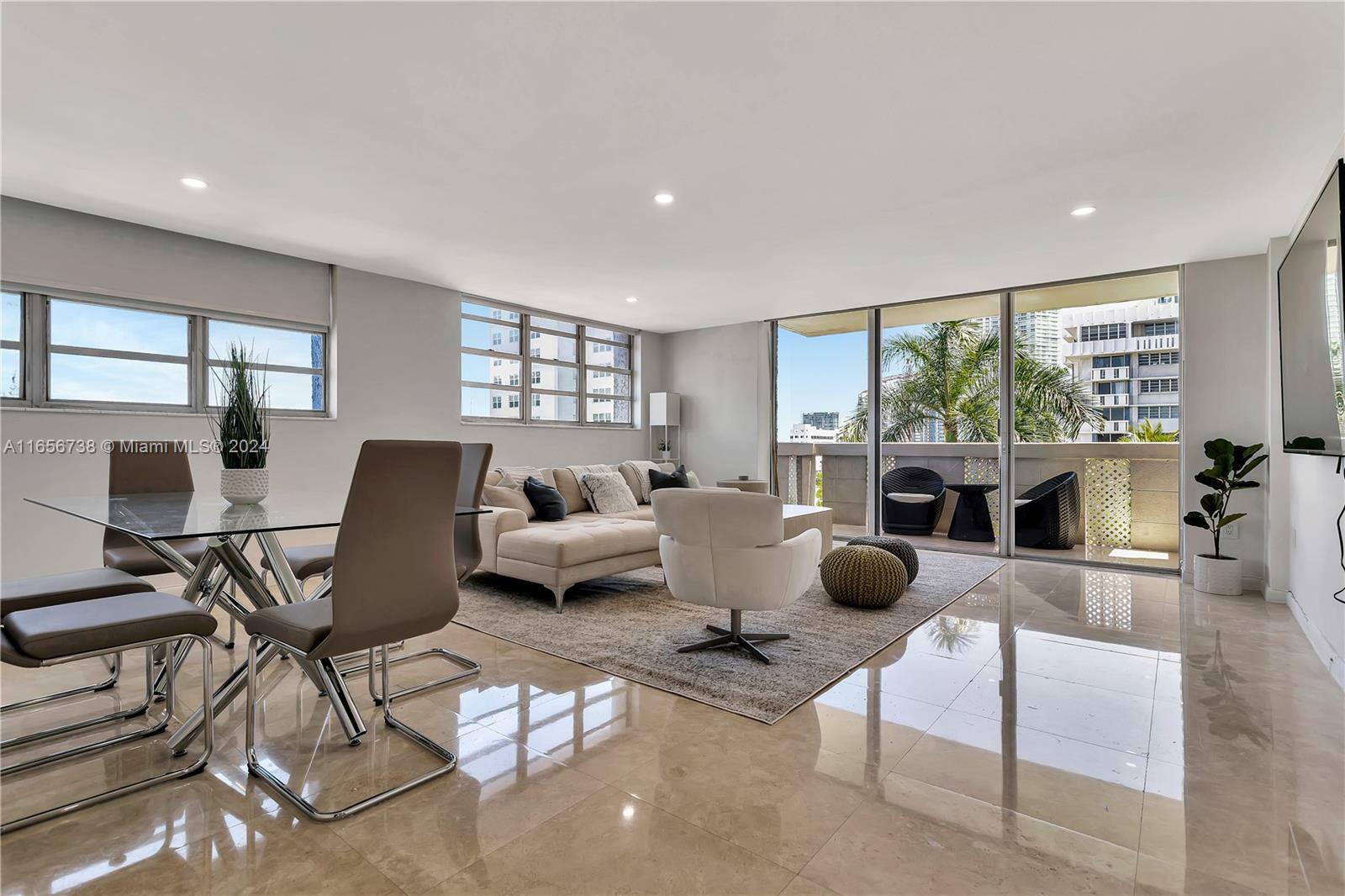 Property Photo: 800 West Ave 635 FL 33139