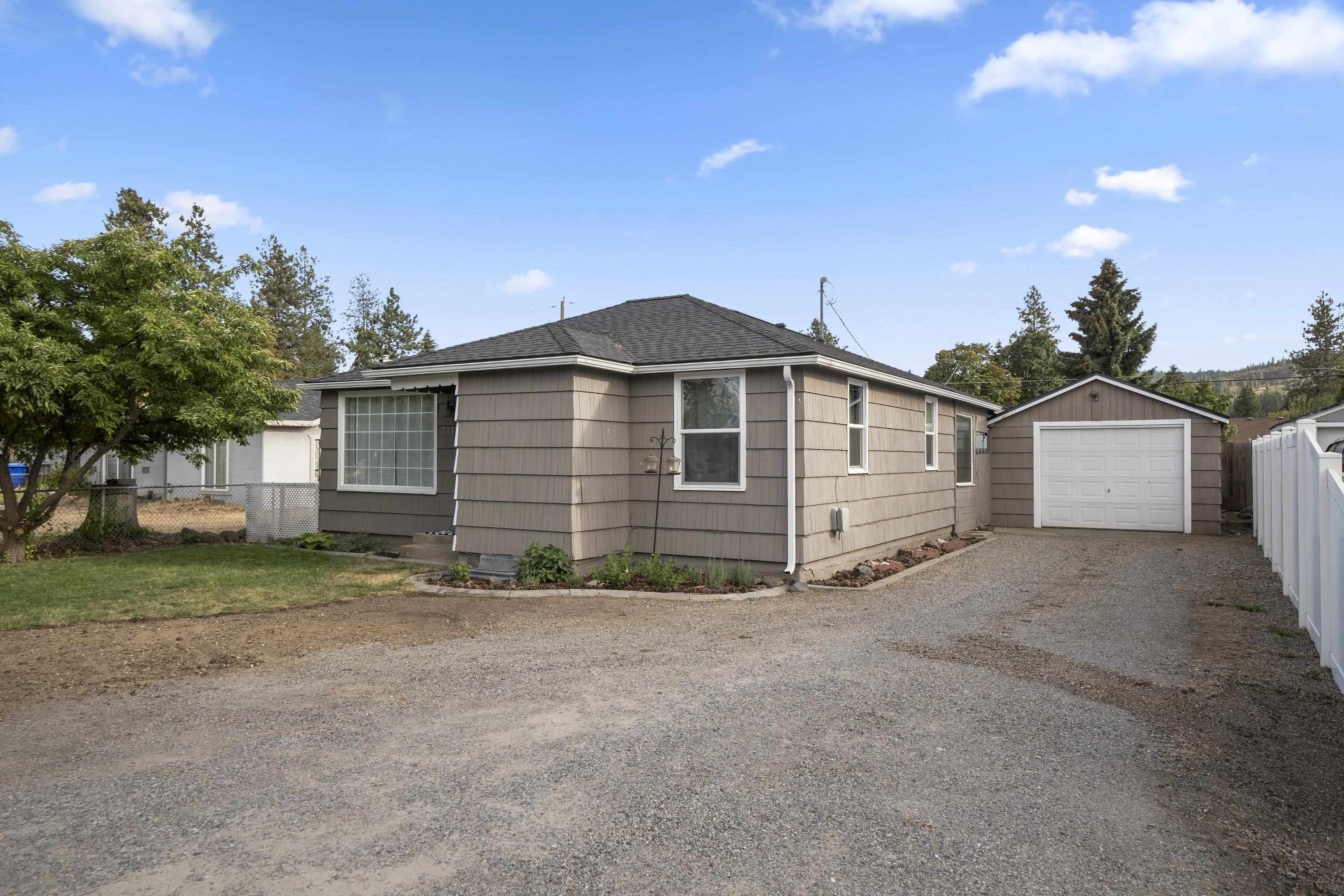 Property Photo:  7112 E 8th Ave  WA 99206 