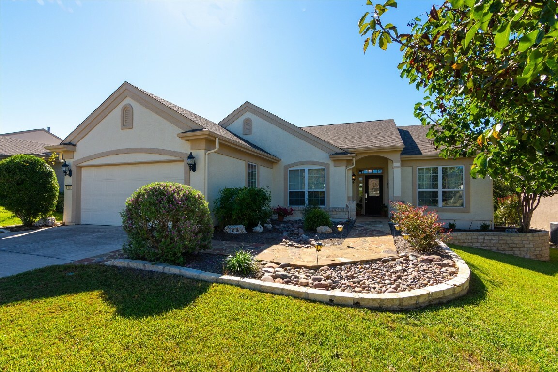 Property Photo: 411 Palmetto Drive TX 78633