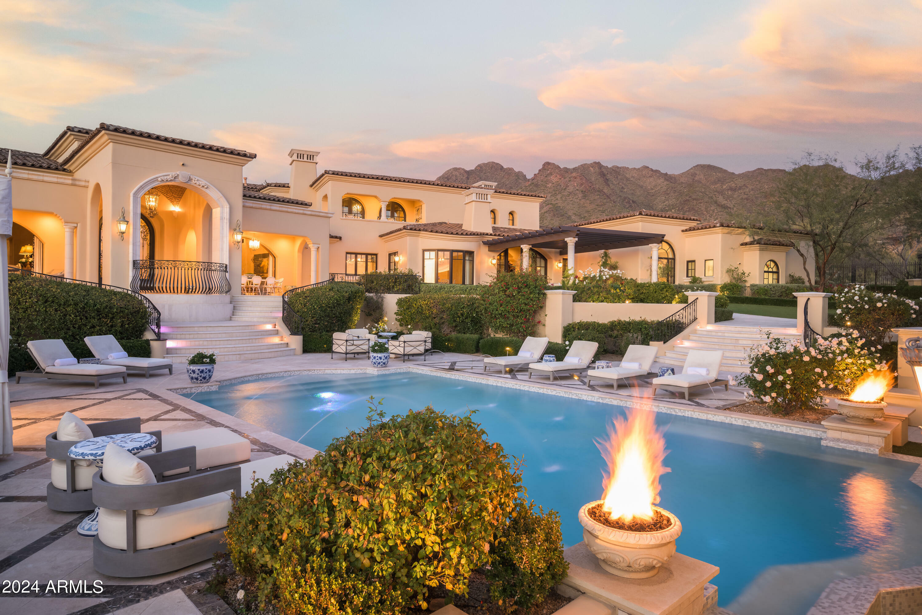 Property Photo: 10947 E Wingspan Way AZ 85255