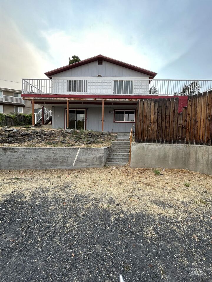 2224 Highline Dr.  Clarkston WA 99403 photo