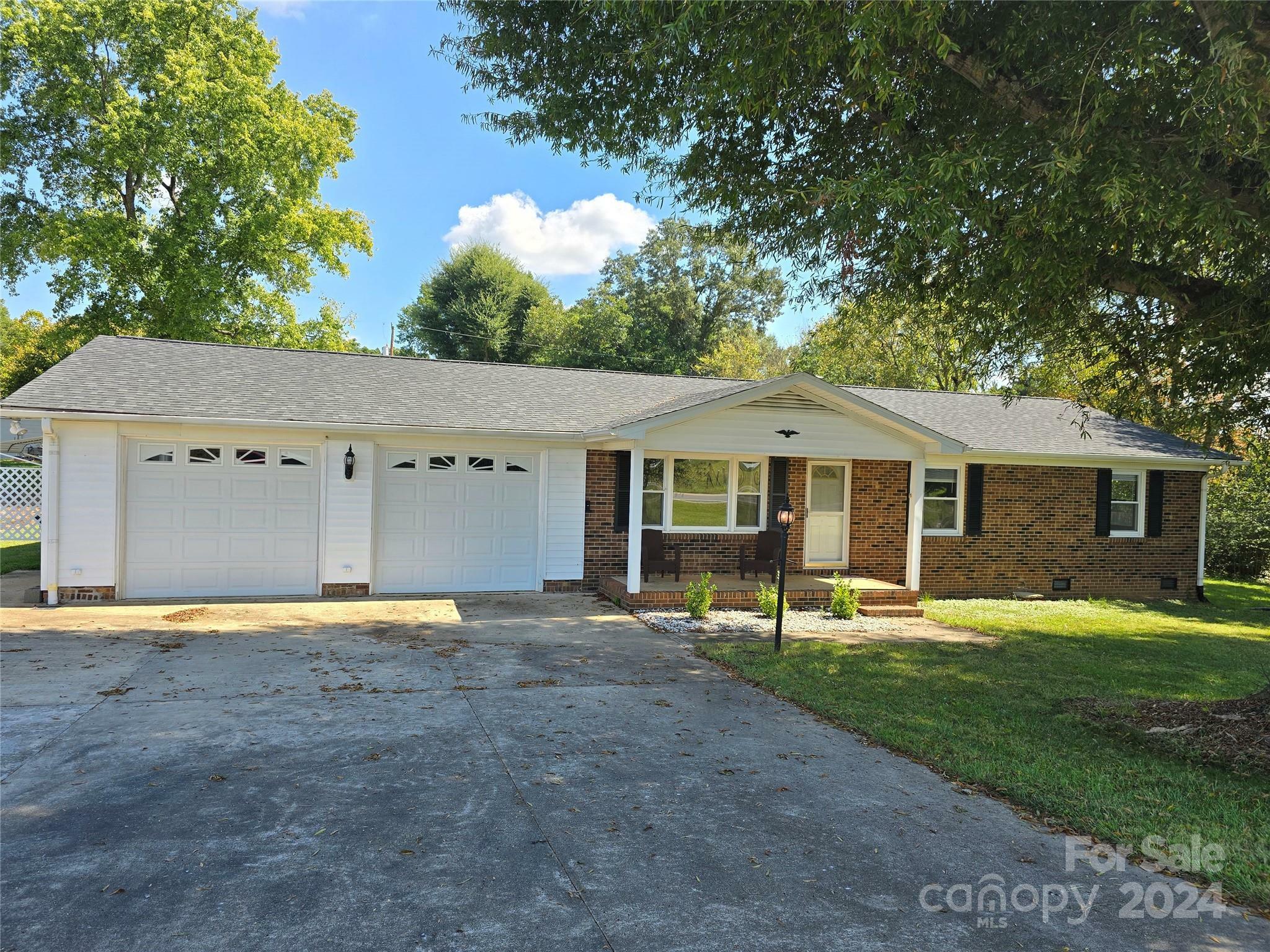 Property Photo:  1820 Irish Potato Road  NC 28025 