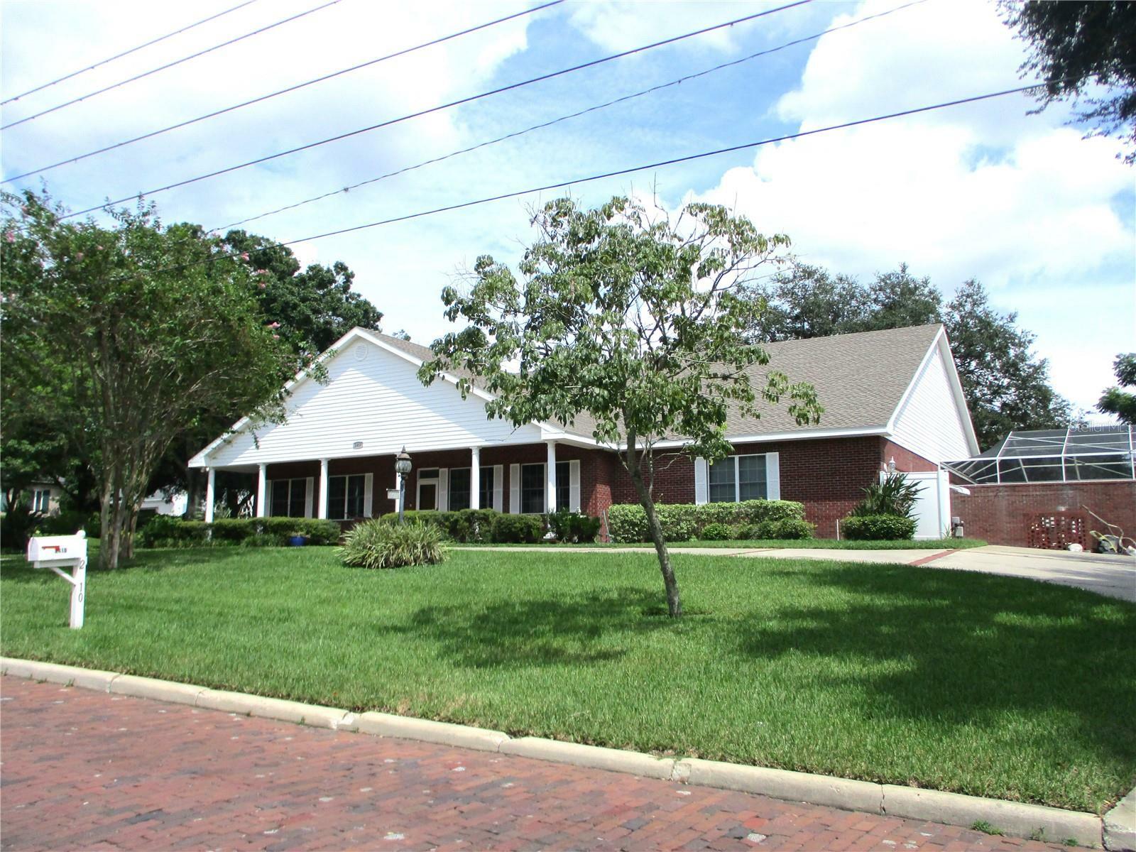 Property Photo:  2410 Nevada Road  FL 33803 