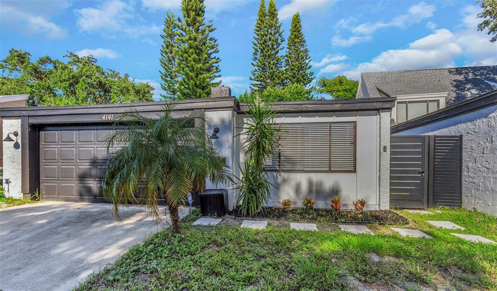 Property Photo: 4141 Schooner Lane FL 34652