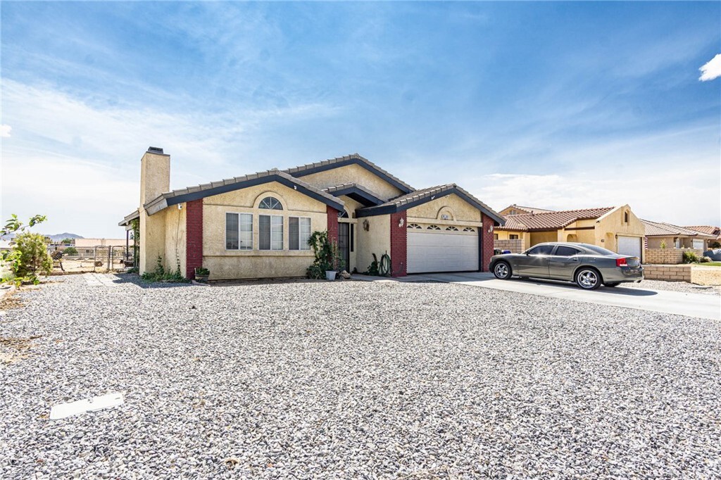Property Photo:  26969 Lakeview Drive  CA 92342 