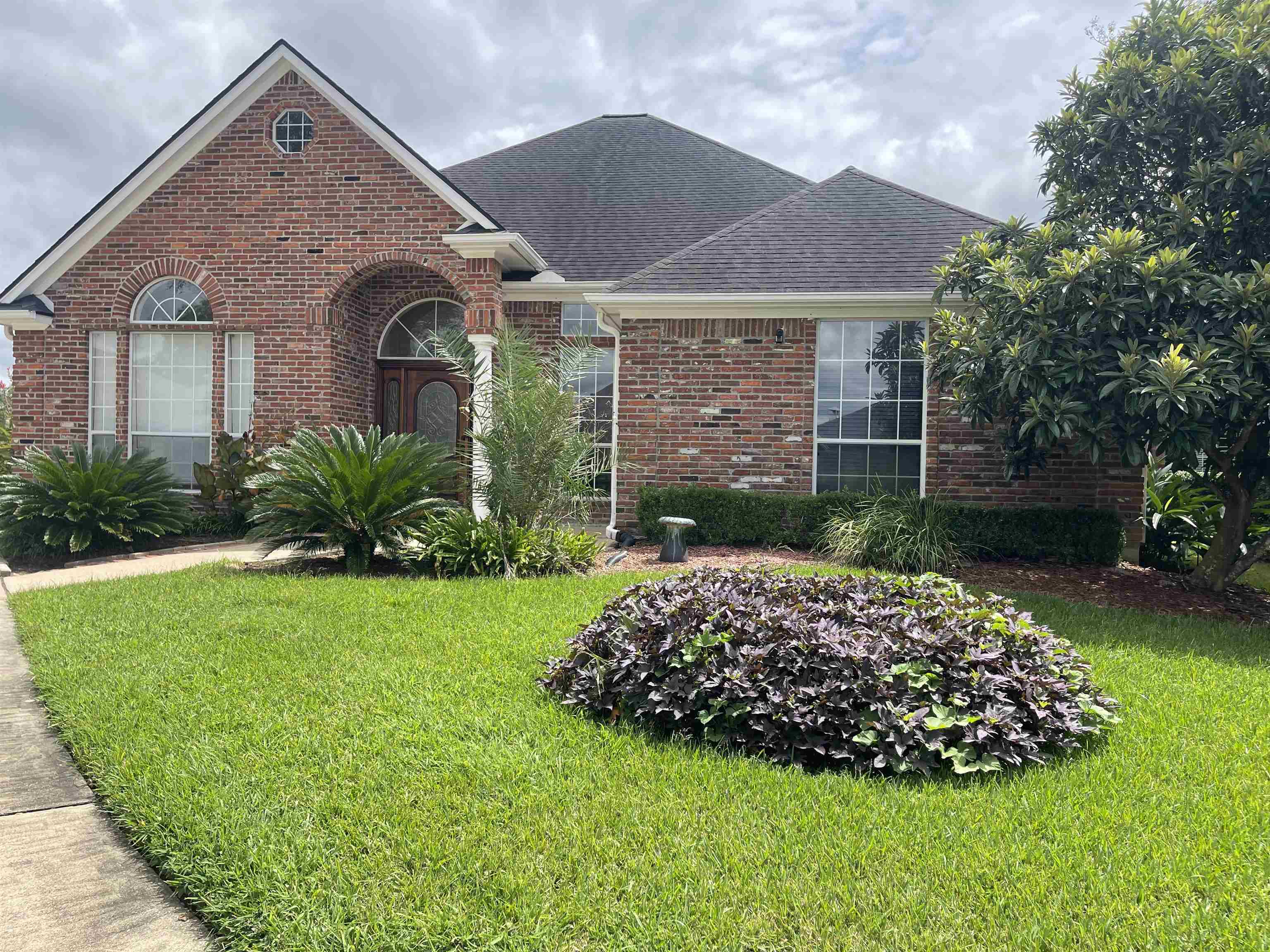 Property Photo:  3835 Bay Hill Circle  TX 77707 