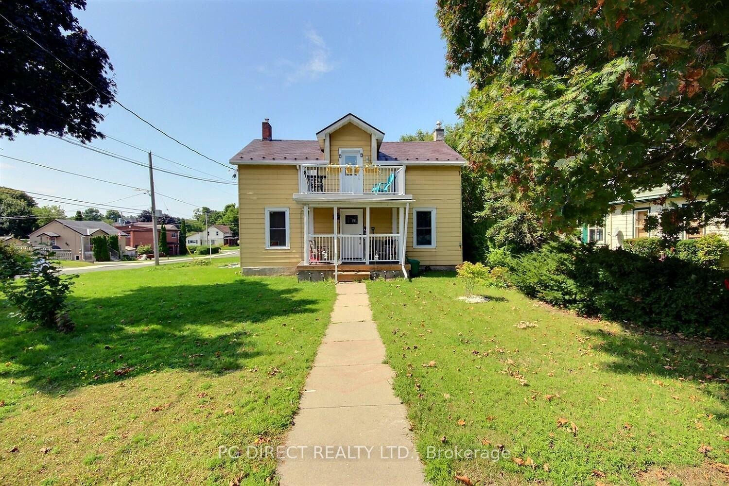 Property Photo:  60 Queen Street  ON K8V 4X8 