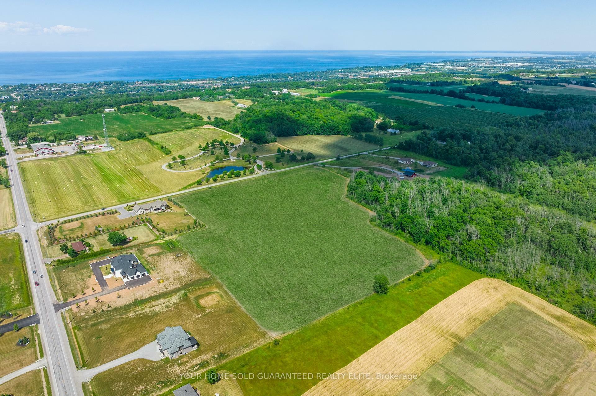 Property Photo:  60 Elm Tree Road E  ON L3M 4E7 