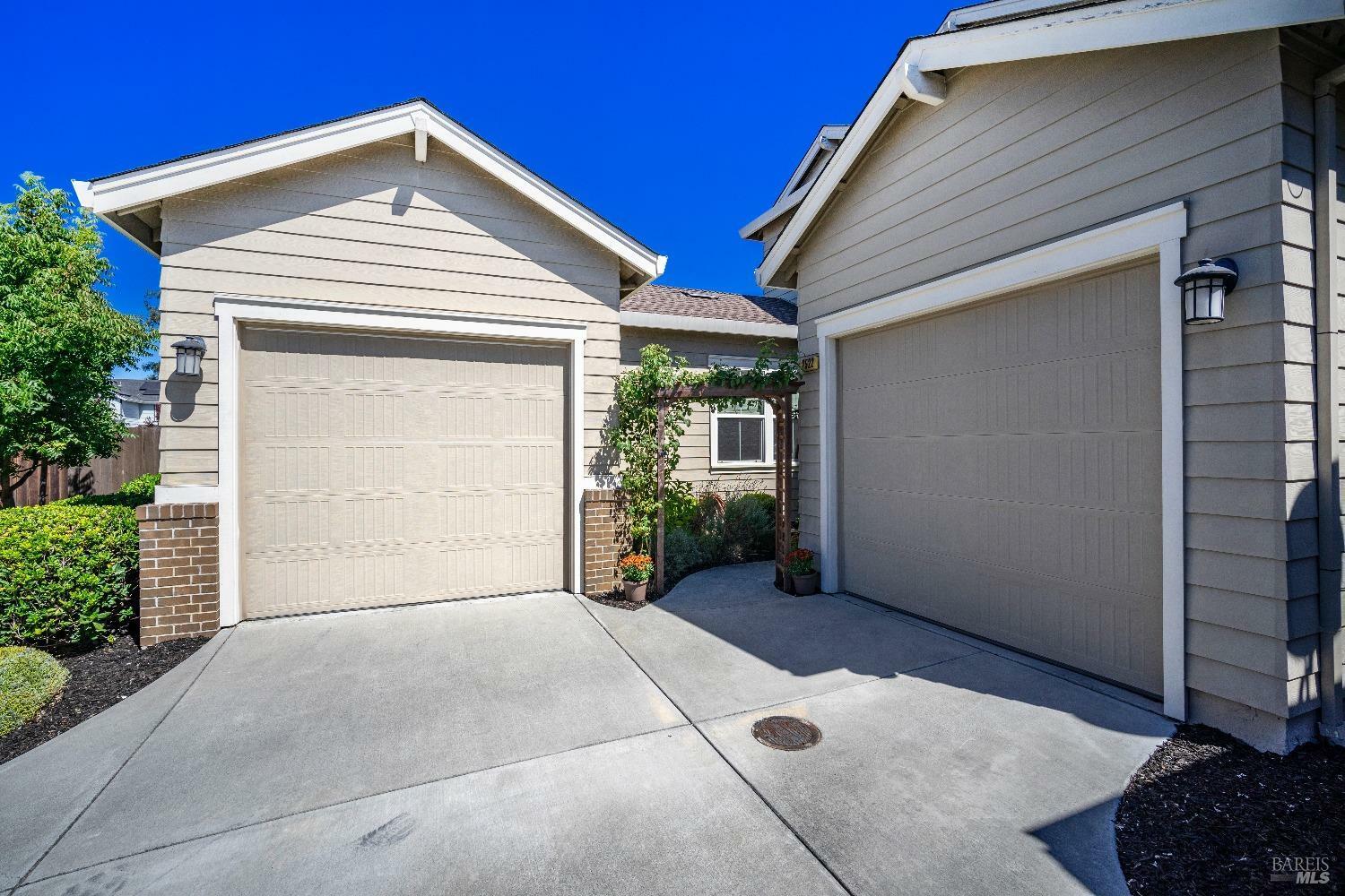 Property Photo:  2522 Rising Moon Lane  CA 95407 