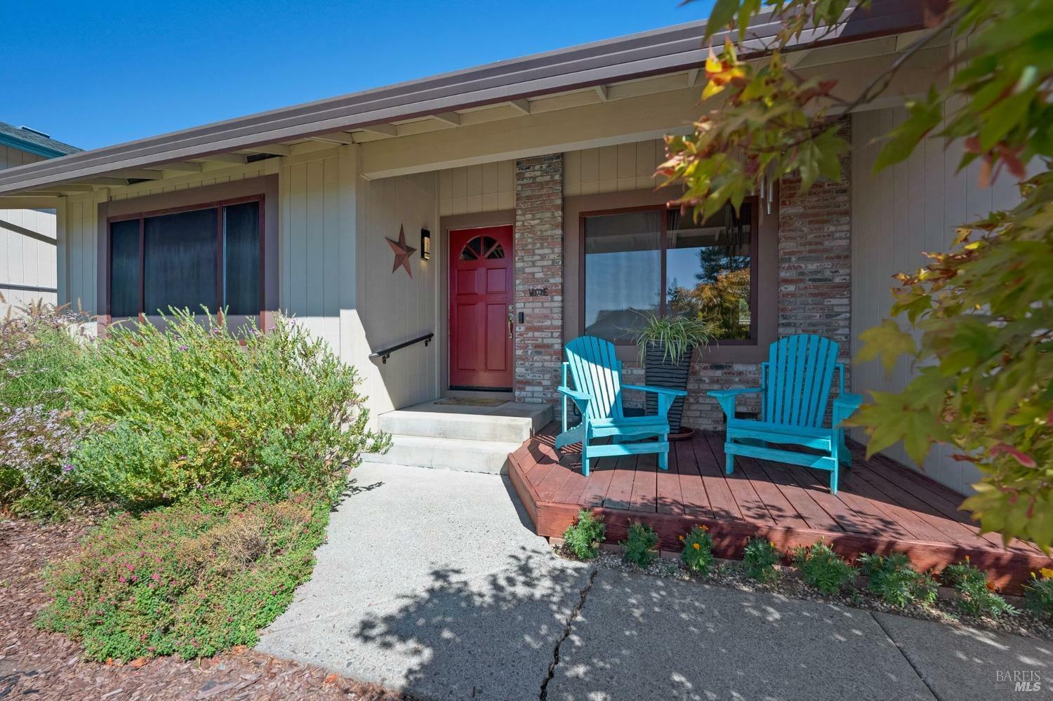 Property Photo:  5414 Marigold Lane  CA 95403 