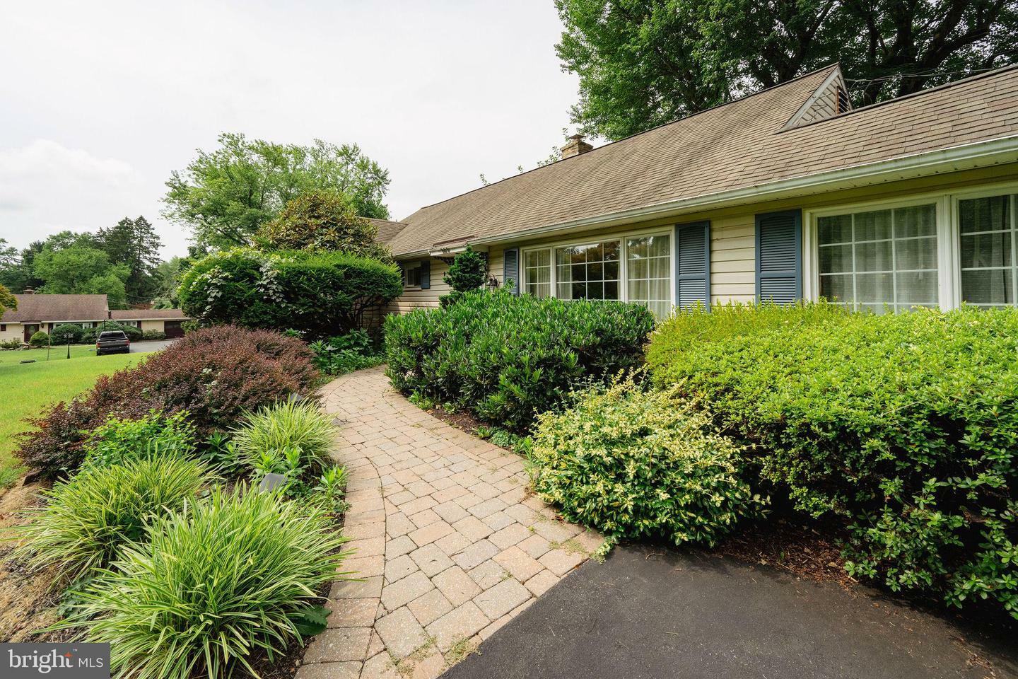 Property Photo:  800 Susquehanna Road  PA 19046 