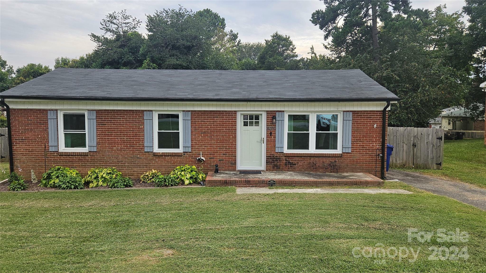 Property Photo:  505 Durham Road  NC 28164 