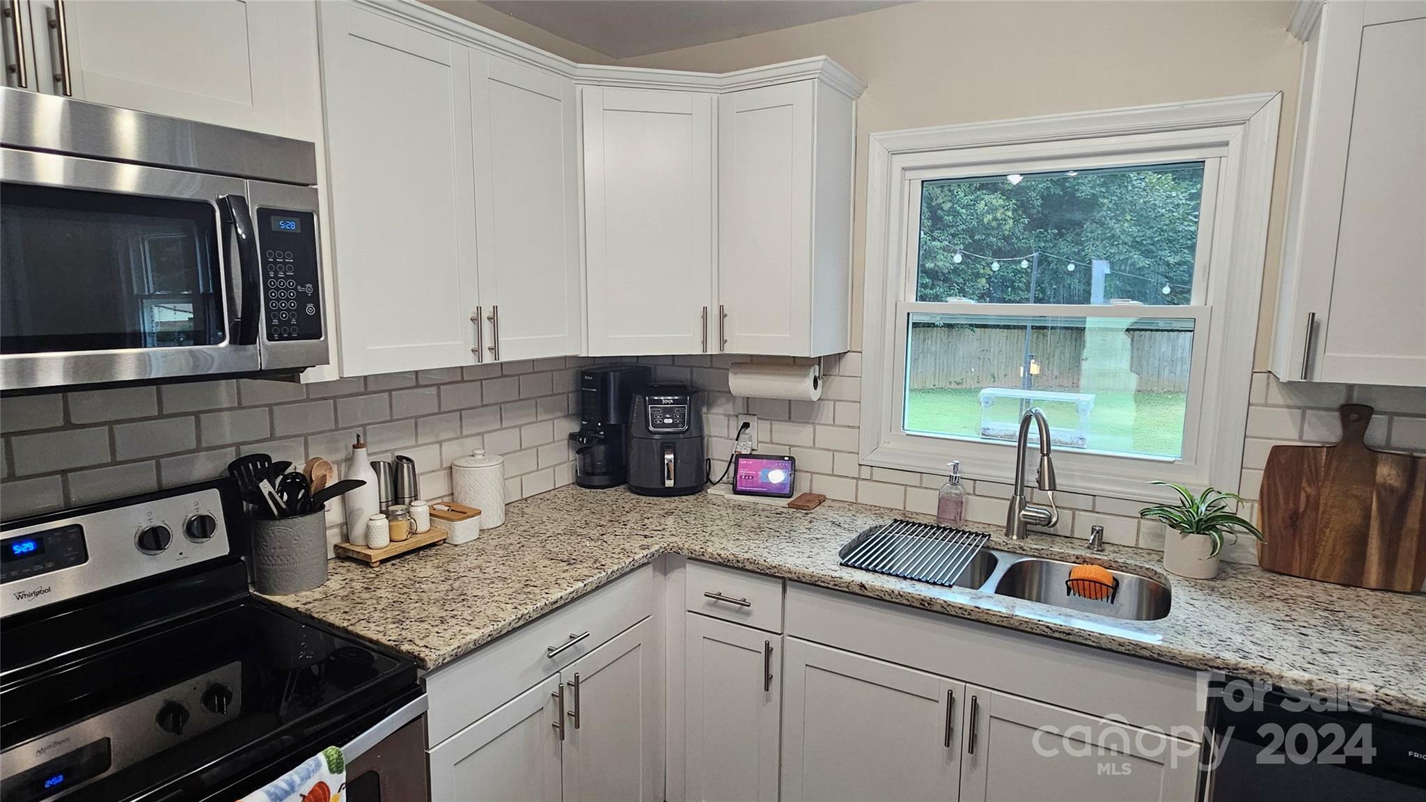 Property Photo:  505 Durham Road  NC 28164 