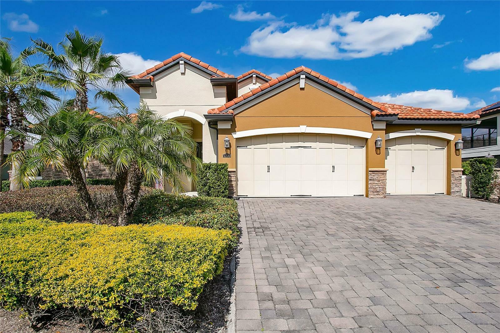 Property Photo:  5233 Waterside Vista Lane  FL 34771 