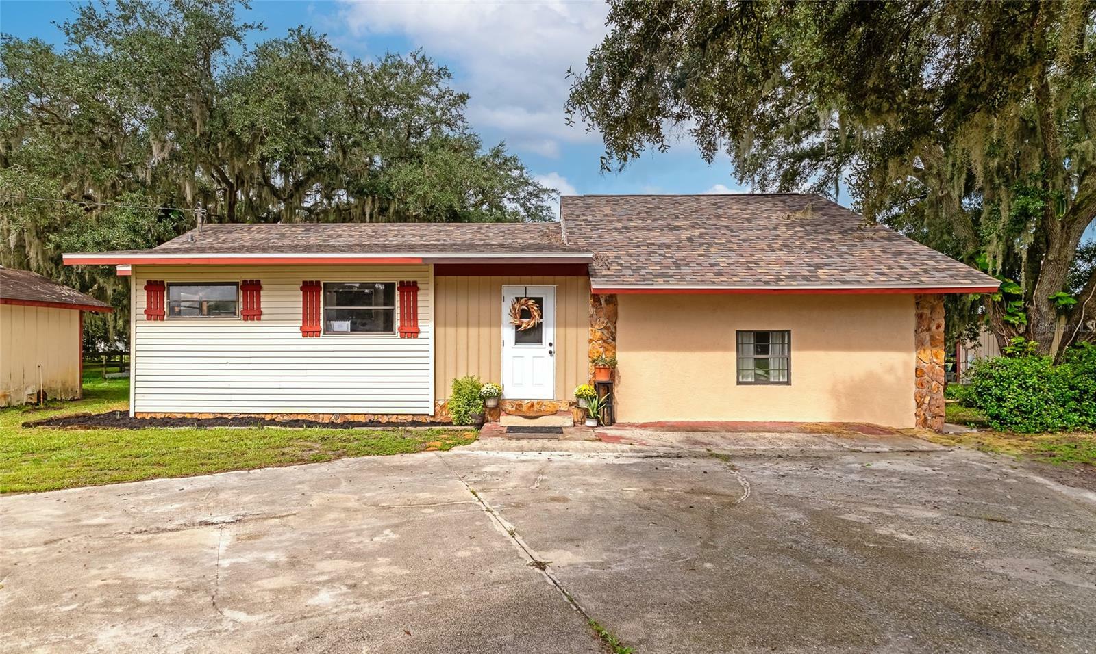 Property Photo:  5040 253rd Street E  FL 34251 