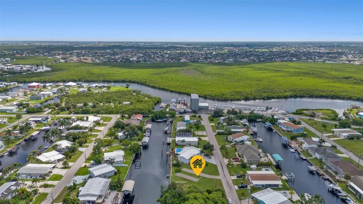 Property Photo:  740 El Dorado Drive  FL 33950 