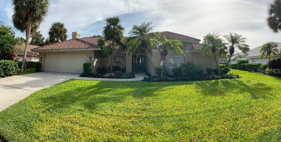 Property Photo:  8338 Cypress Hollow Drive  FL 34238 