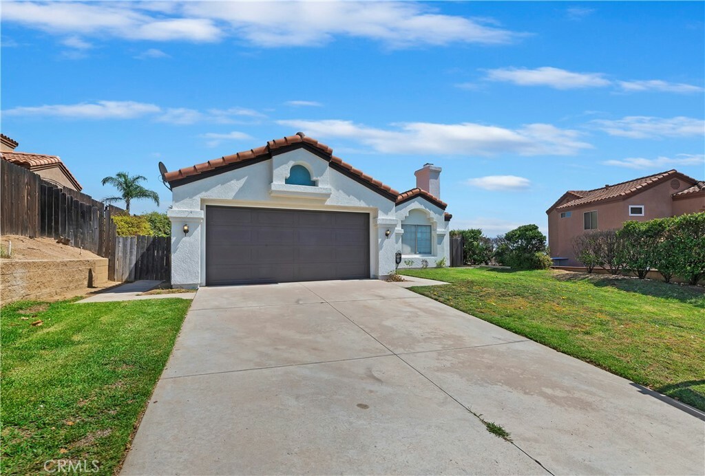 Property Photo:  11860 Barclay Drive  CA 92557 