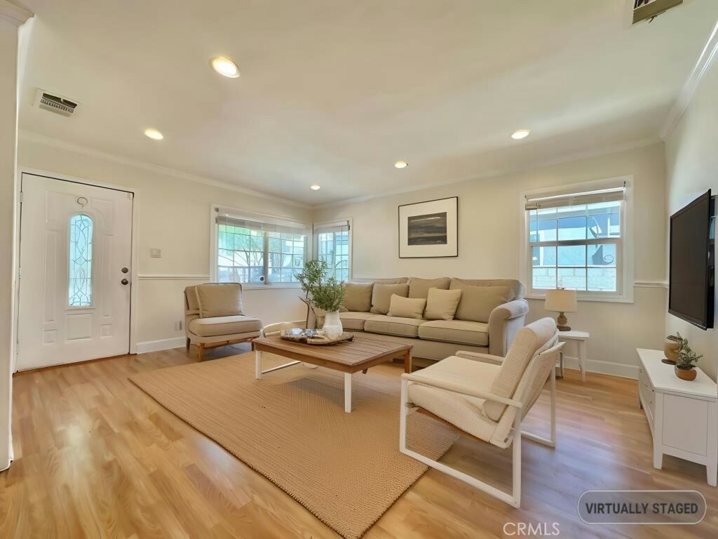 Property Photo:  11212 Benfield Avenue  CA 90650 