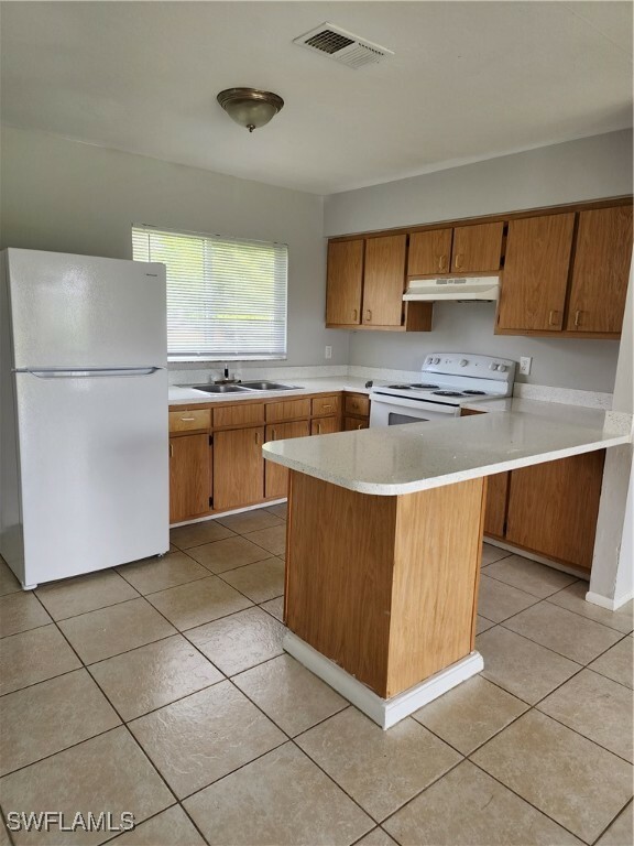 Property Photo:  1112 Gordon Avenue S  FL 33973 