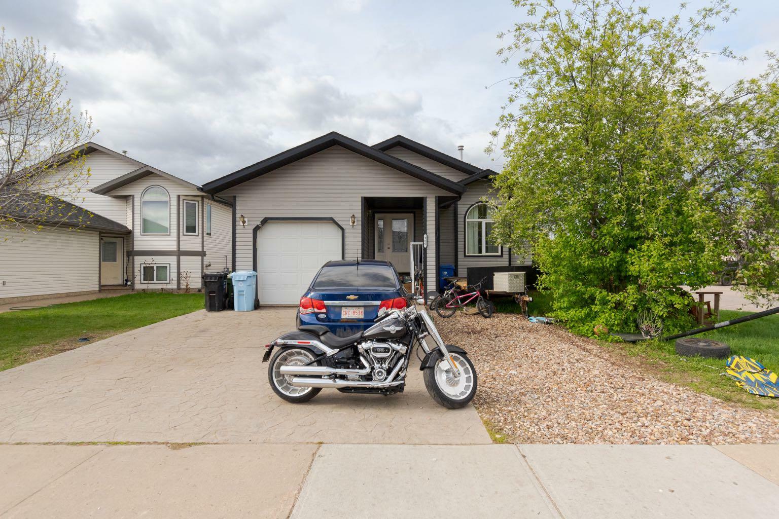 Property Photo:  180 Webb Drive  AB T9H 5H2 