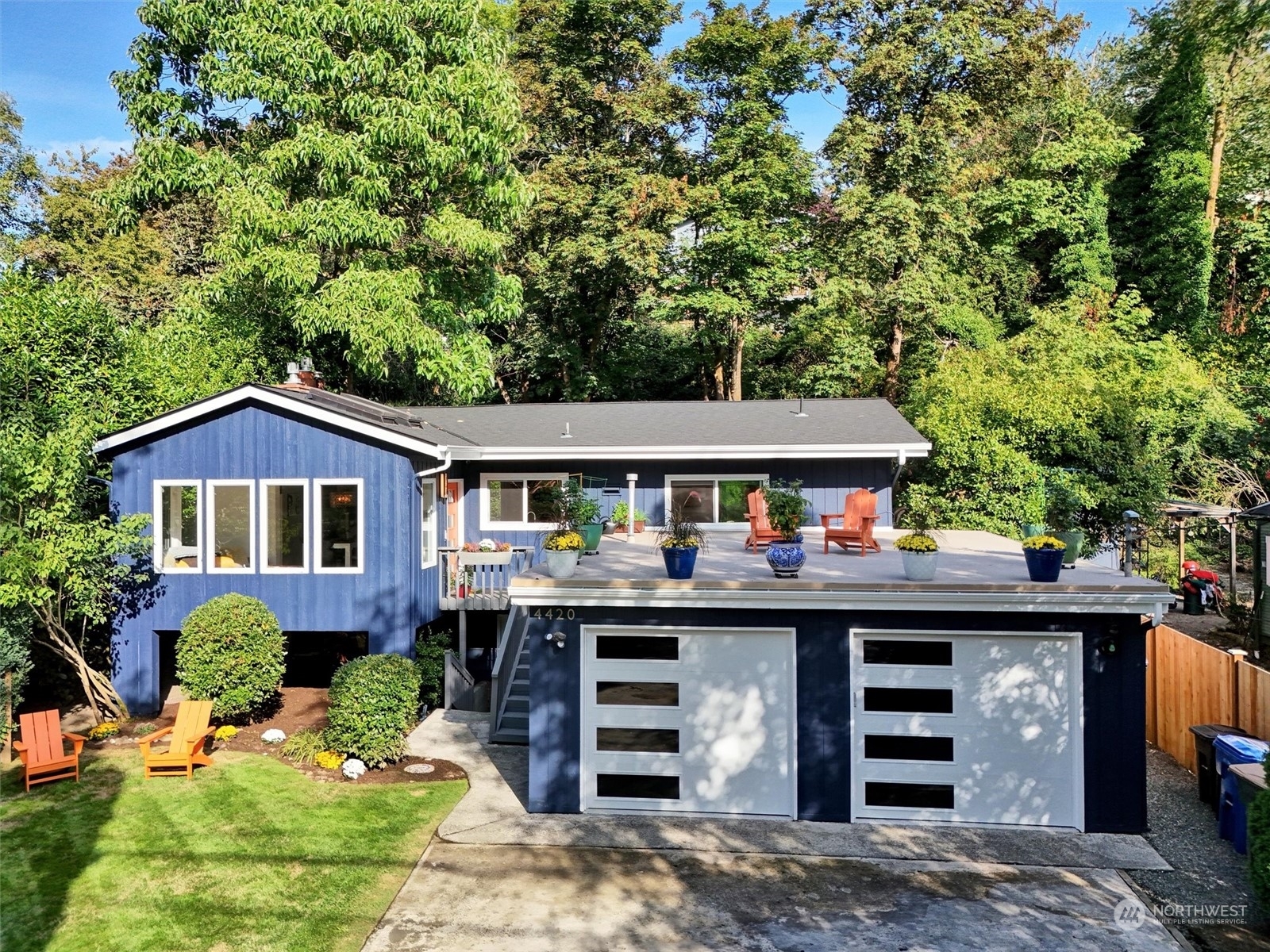 Property Photo:  4420 46th Avenue S  WA 98118 