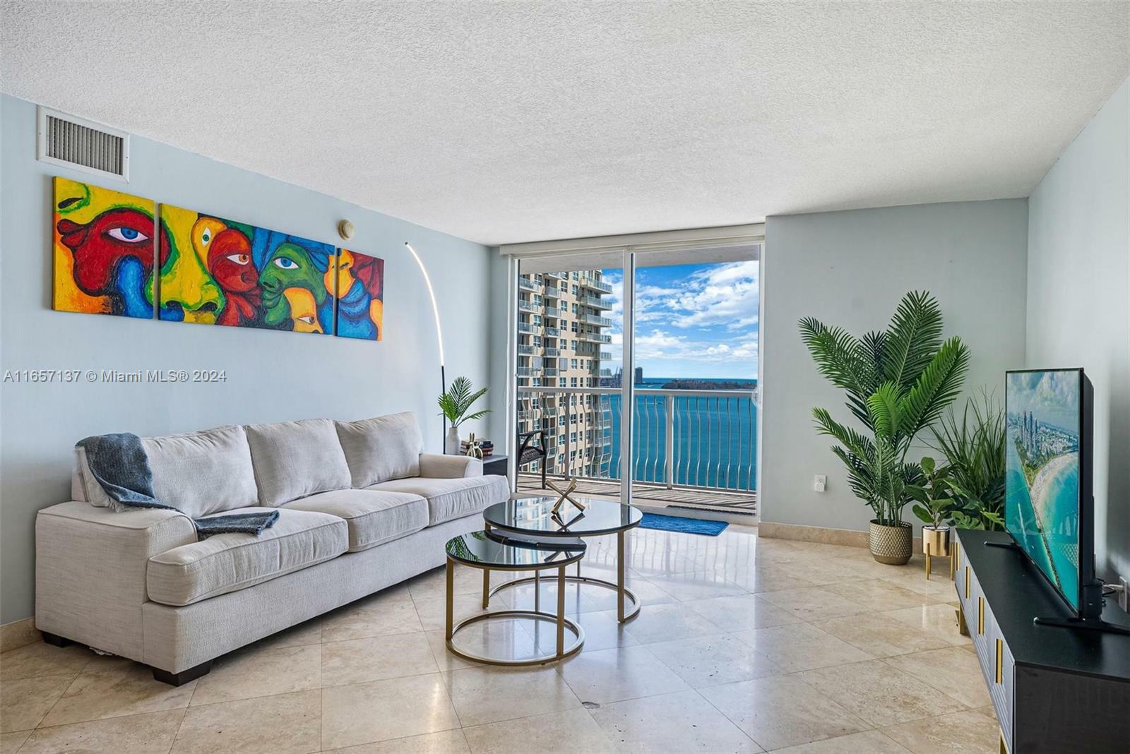 Property Photo:  1200 Brickell Bay Dr 3102  FL 33131 