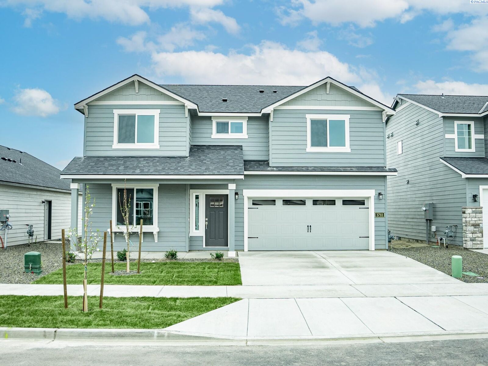 Property Photo: 3793 Barbera Street WA 99352