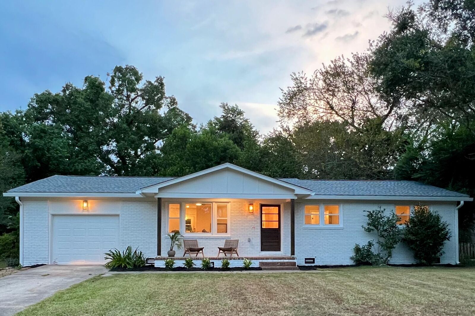 Property Photo:  1083 Honeysuckle Lane  SC 29412 