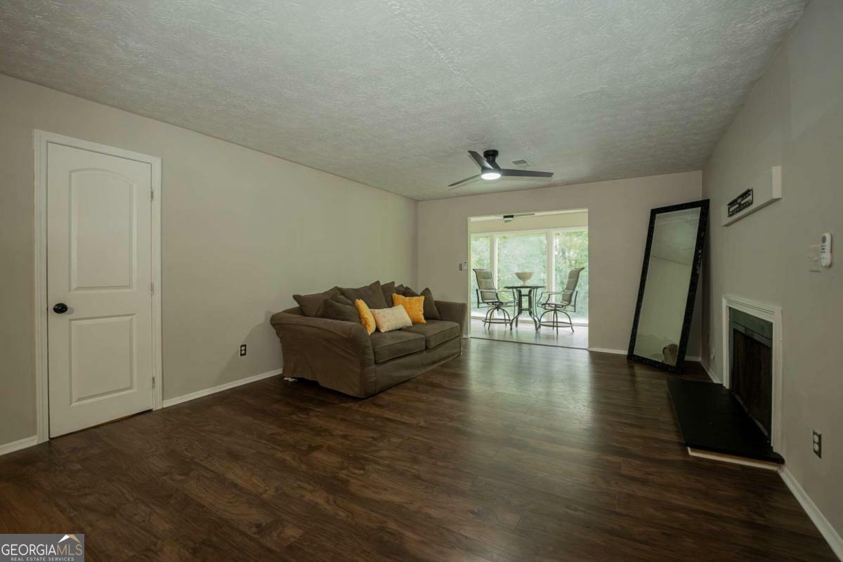 Property Photo:  2728 Suwanee Way SE  GA 30067 