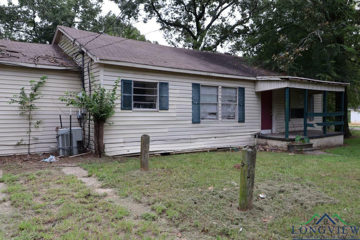 Property Photo:  112 Melba St  TX 75602 