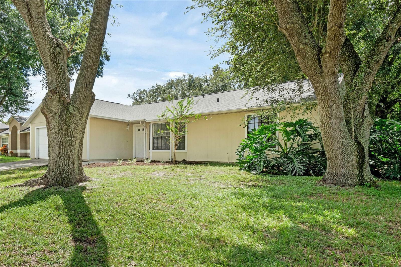 Property Photo:  4985 Sawdust Circle  FL 34761 