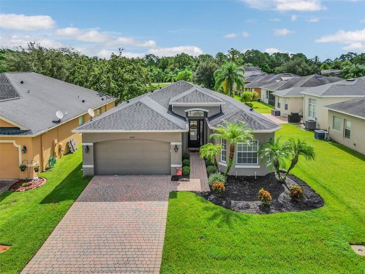 Property Photo: 1372 Periwinkle Blue Way FL 32766