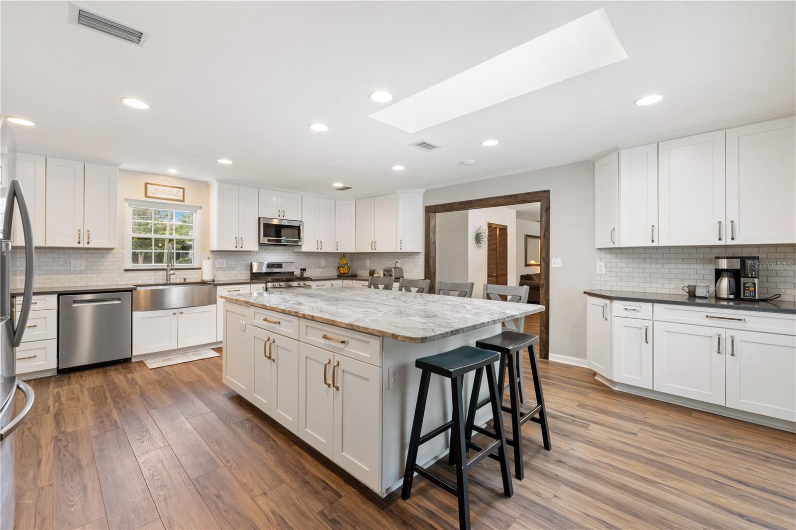Property Photo: 3824 NW 34th Place FL 32606