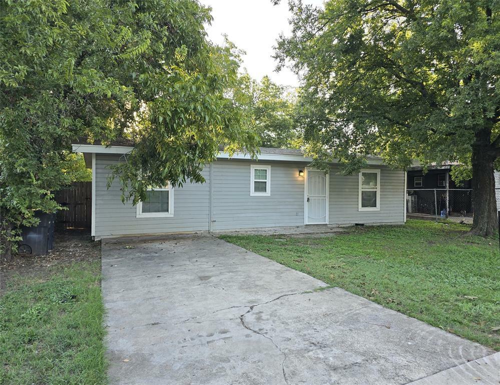 Property Photo:  2709 S Edgewood Terrace  TX 76105 