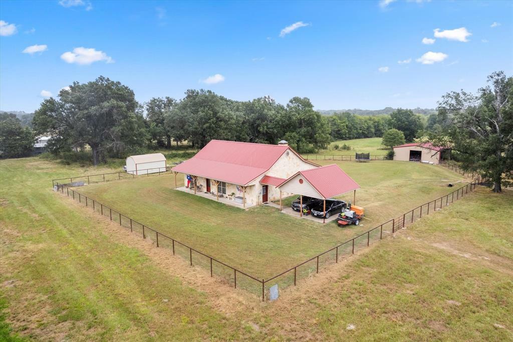 Property Photo:  650 County  Road 4592  TX 75482 