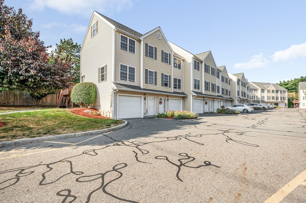 Property Photo:  417 Hildreth Street 34  MA 01850 