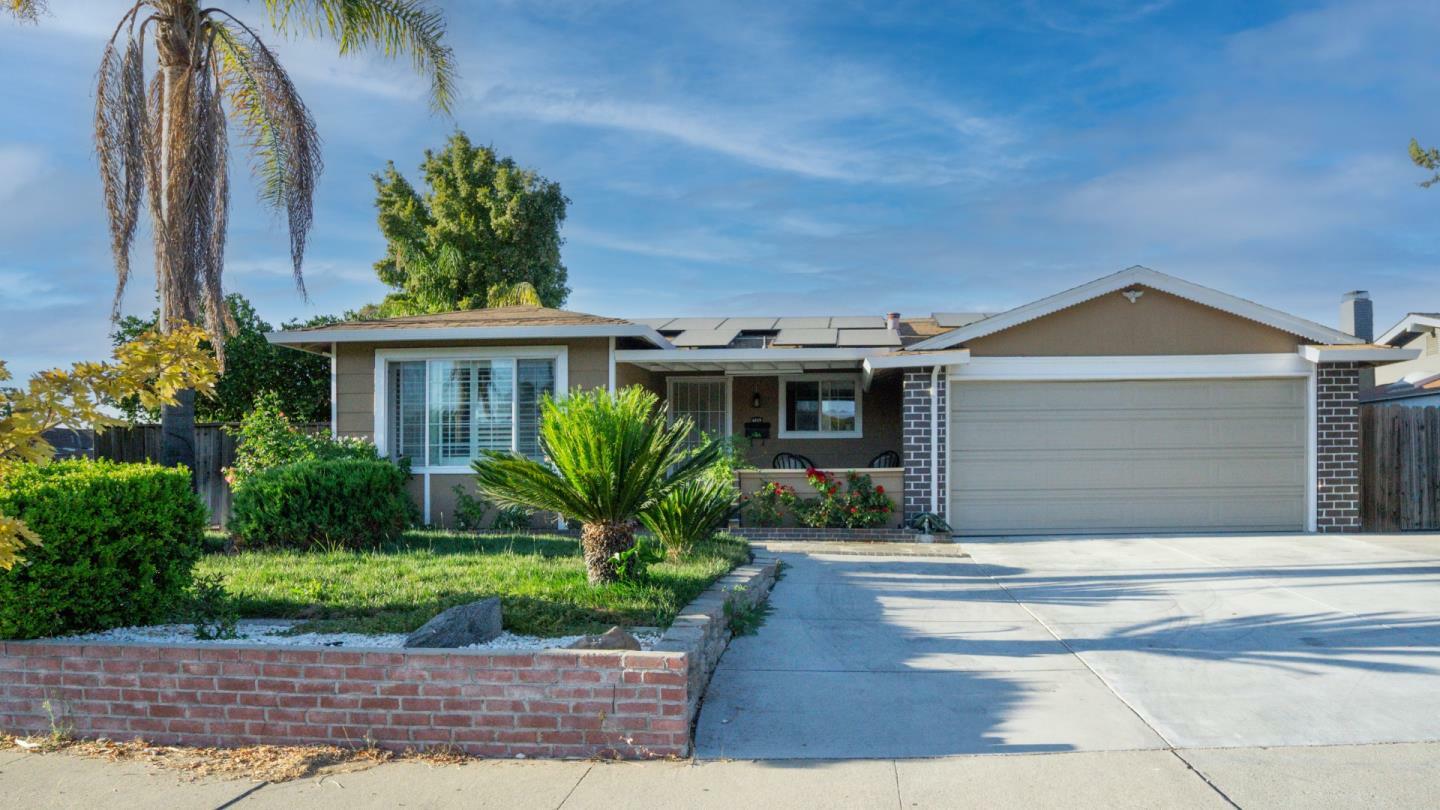 Property Photo:  6029 Shawcroft Drive  CA 95123 