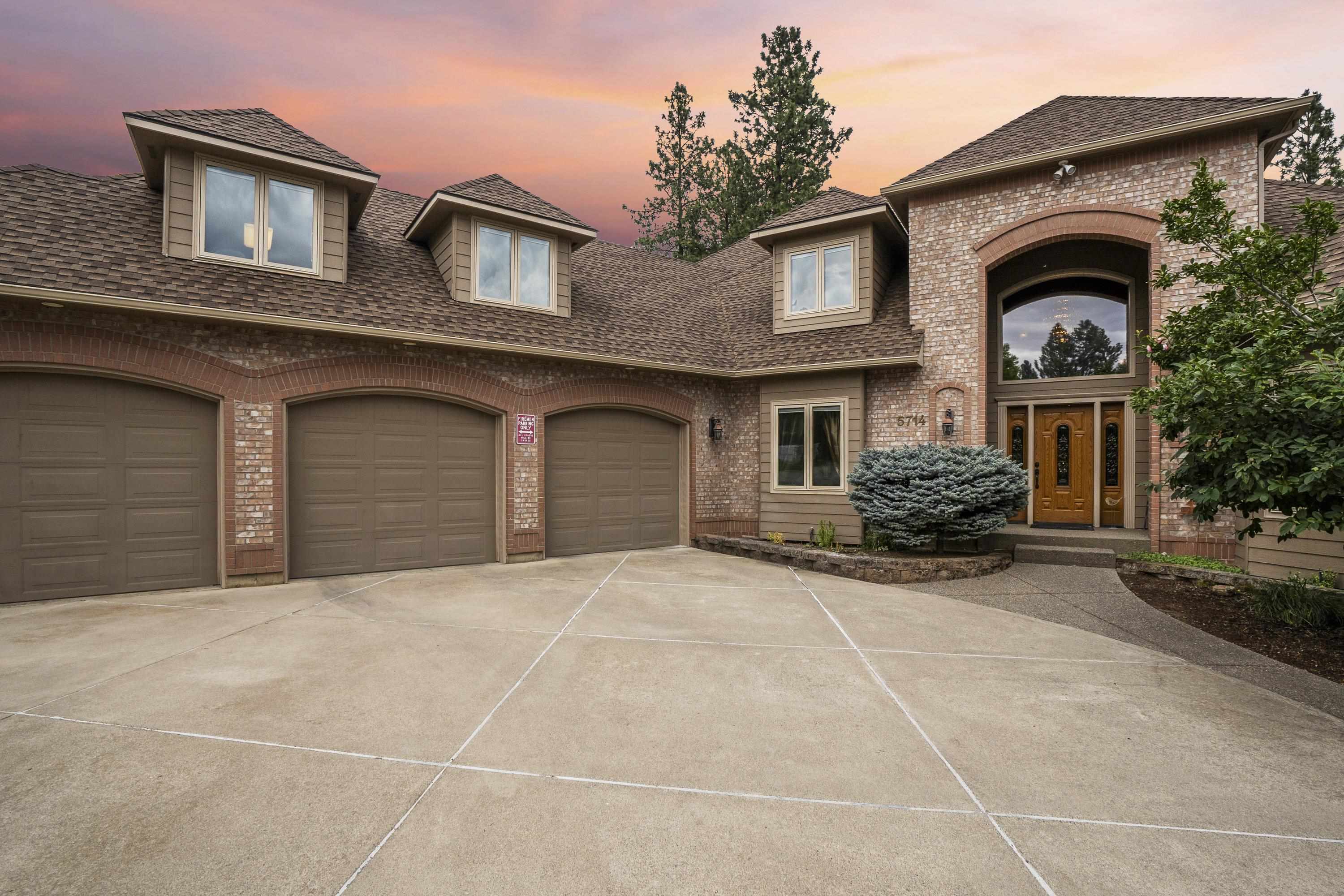 Property Photo:  5714 N Vista Grande Dr  WA 99027 